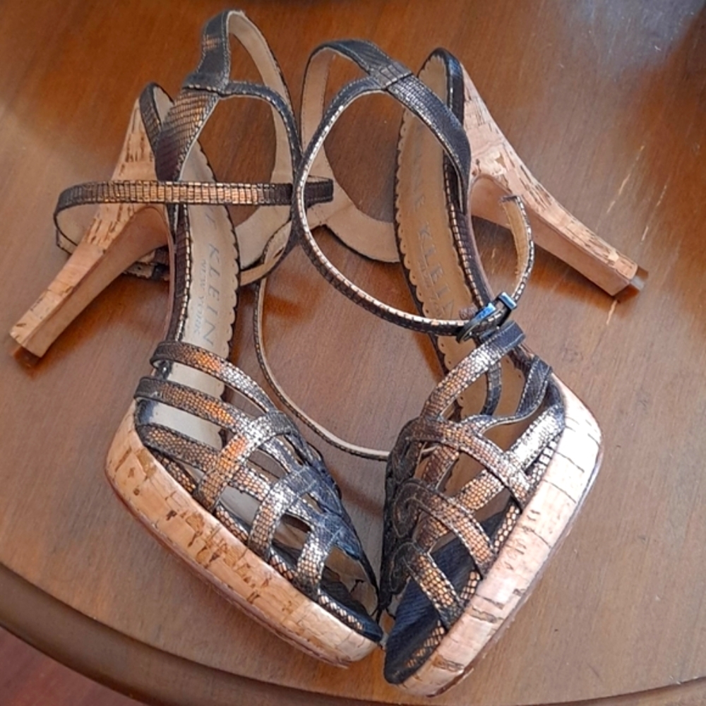 🌻3/$15 Anne Klein shoes - Picture 2 of 7
